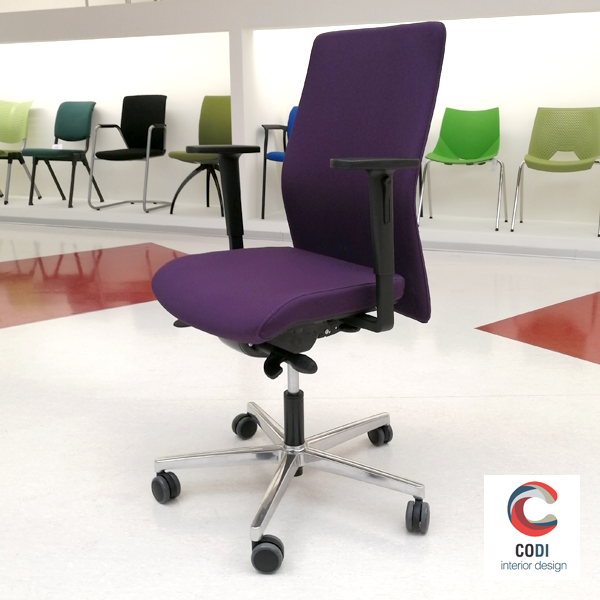 Silla de trabajo modelo TOOL de la empresa Benjo en Comercial Integral CODI